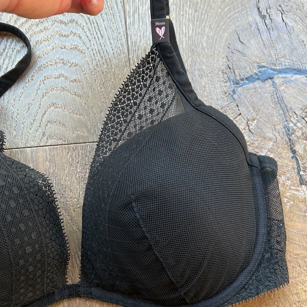 New Victoria’s Secret Bra